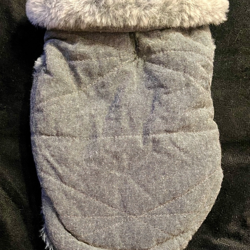 Via Spiga Gray Quilted Dog Coat
